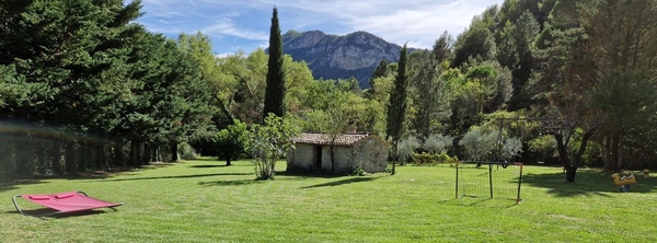 Gîte de groupe nature Drôme